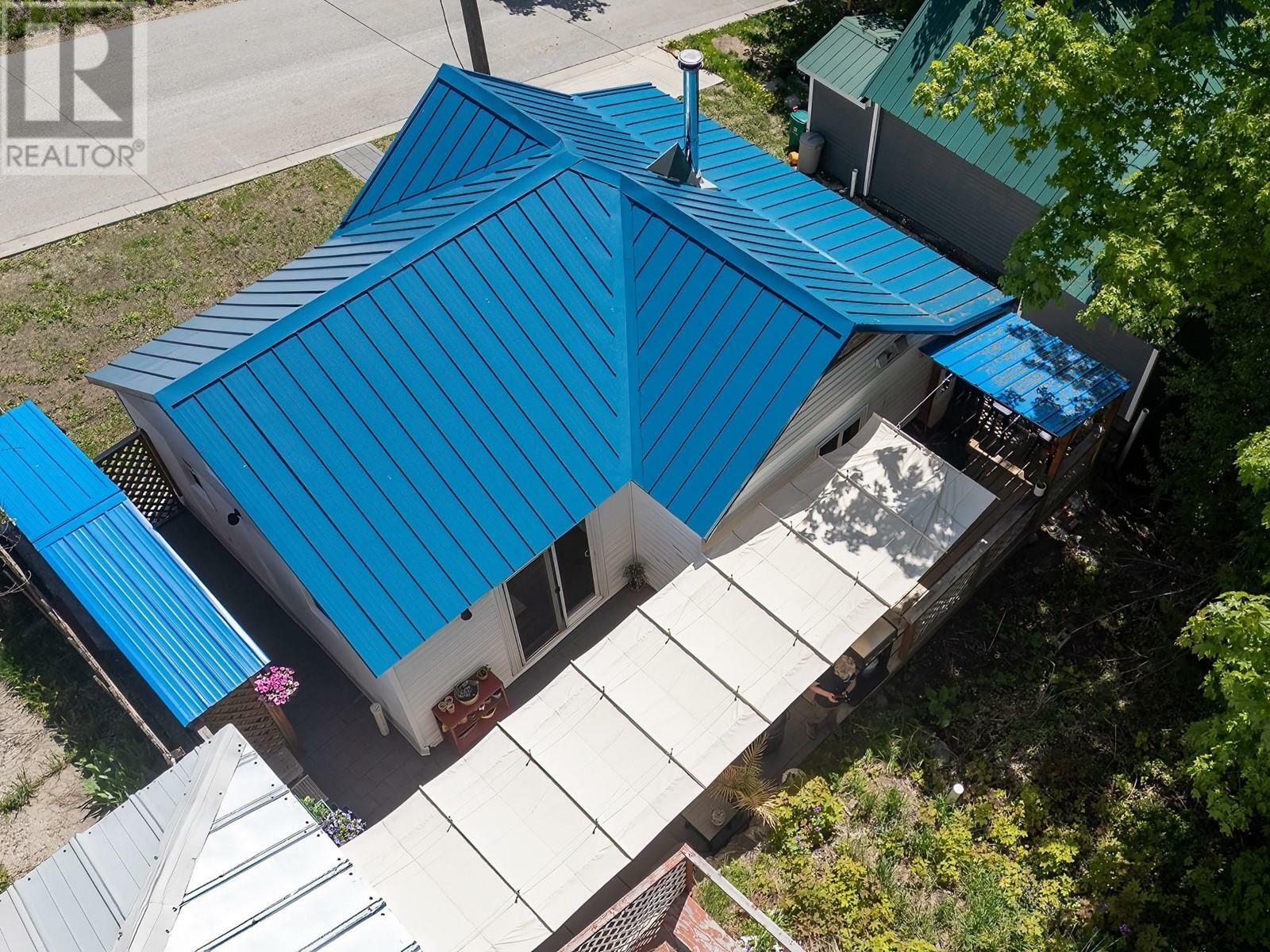 Property Photo: 2173 Spokane Street BC V0G 1Y0