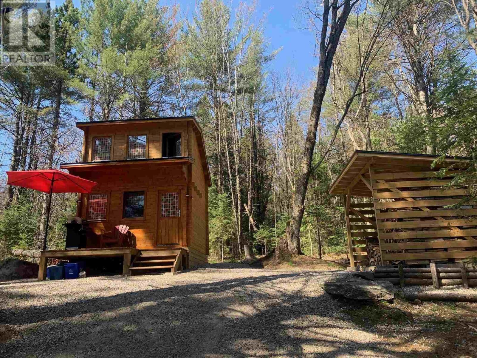 Photo de la propriété: 3840 Highway 518 W ON P0A 1Y0