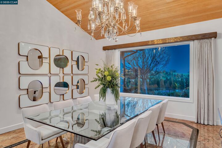 Property Photo:  1121 Eagle Nest Ct  CA 94506 