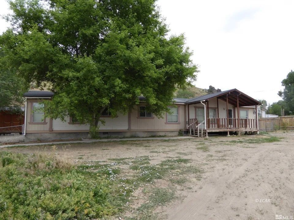 Property Photo:  101 Reno Avenue  NV 89316 