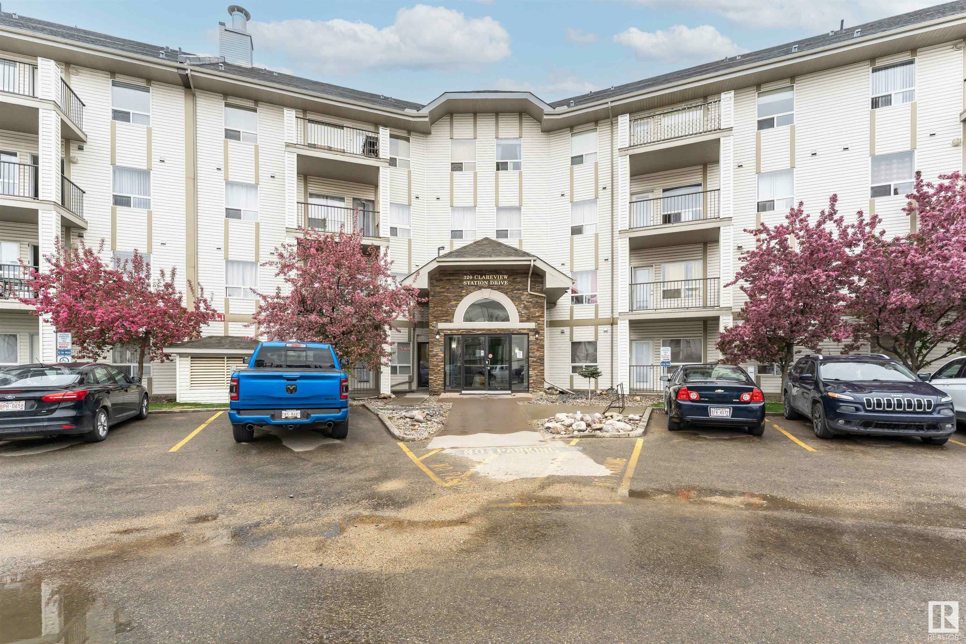 320 Clareview Station Drive NW 2204  Edmonton AB T5Y 0E5 photo