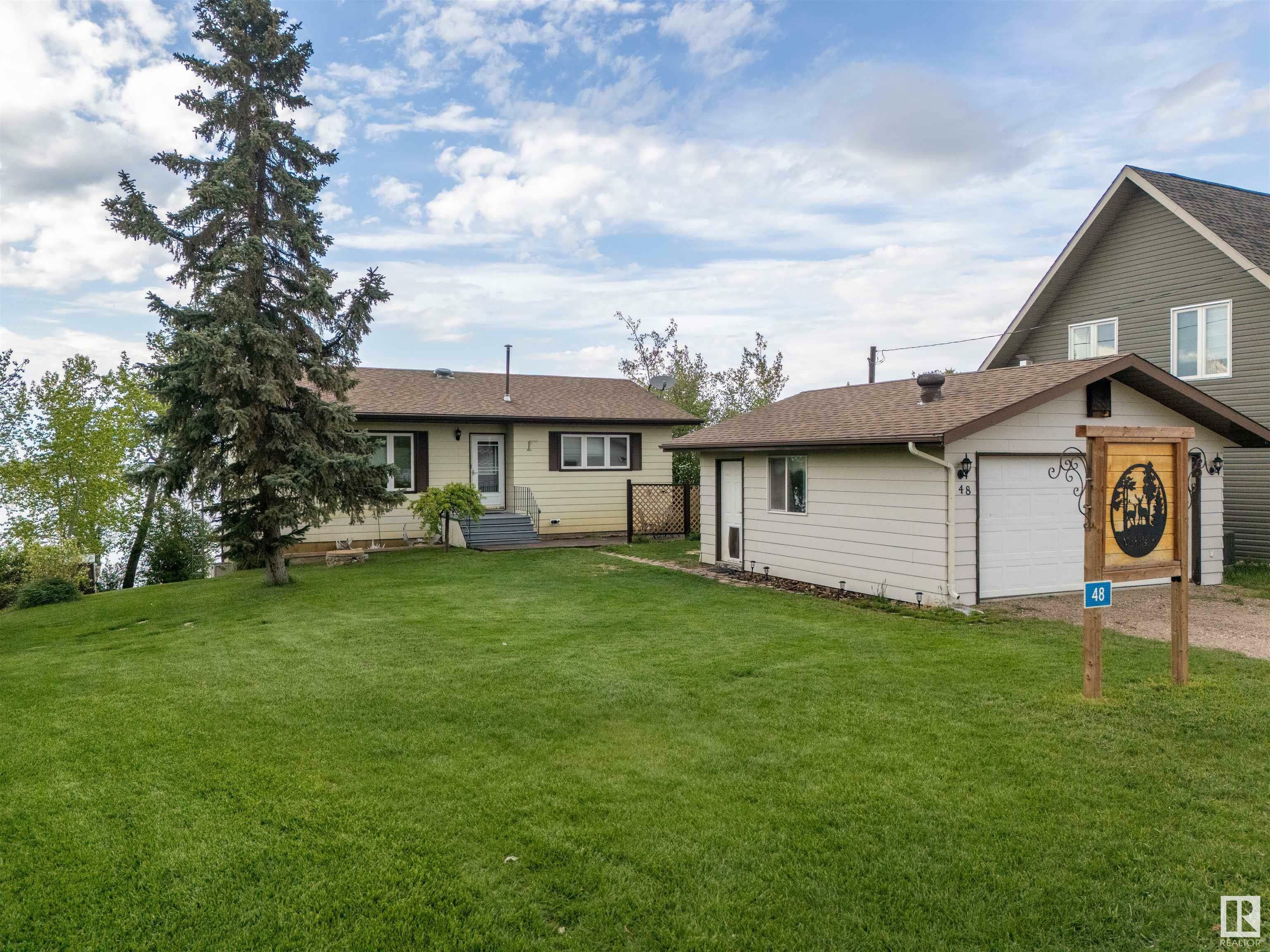 Photo de la propriété: #48 47018 Twp Rd 604A AB T9N 2J3