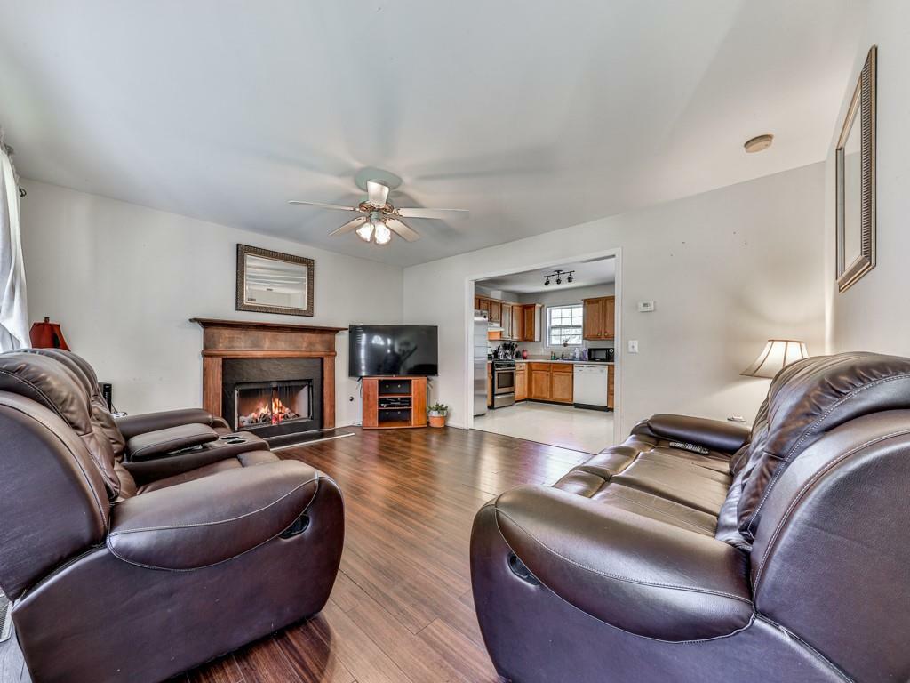 Property Photo: 504 Hillcrest Cross Road GA 30115