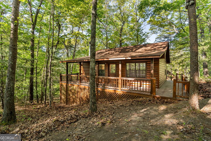 Property Photo:  31 Eagle Feather Drive  GA 30522 