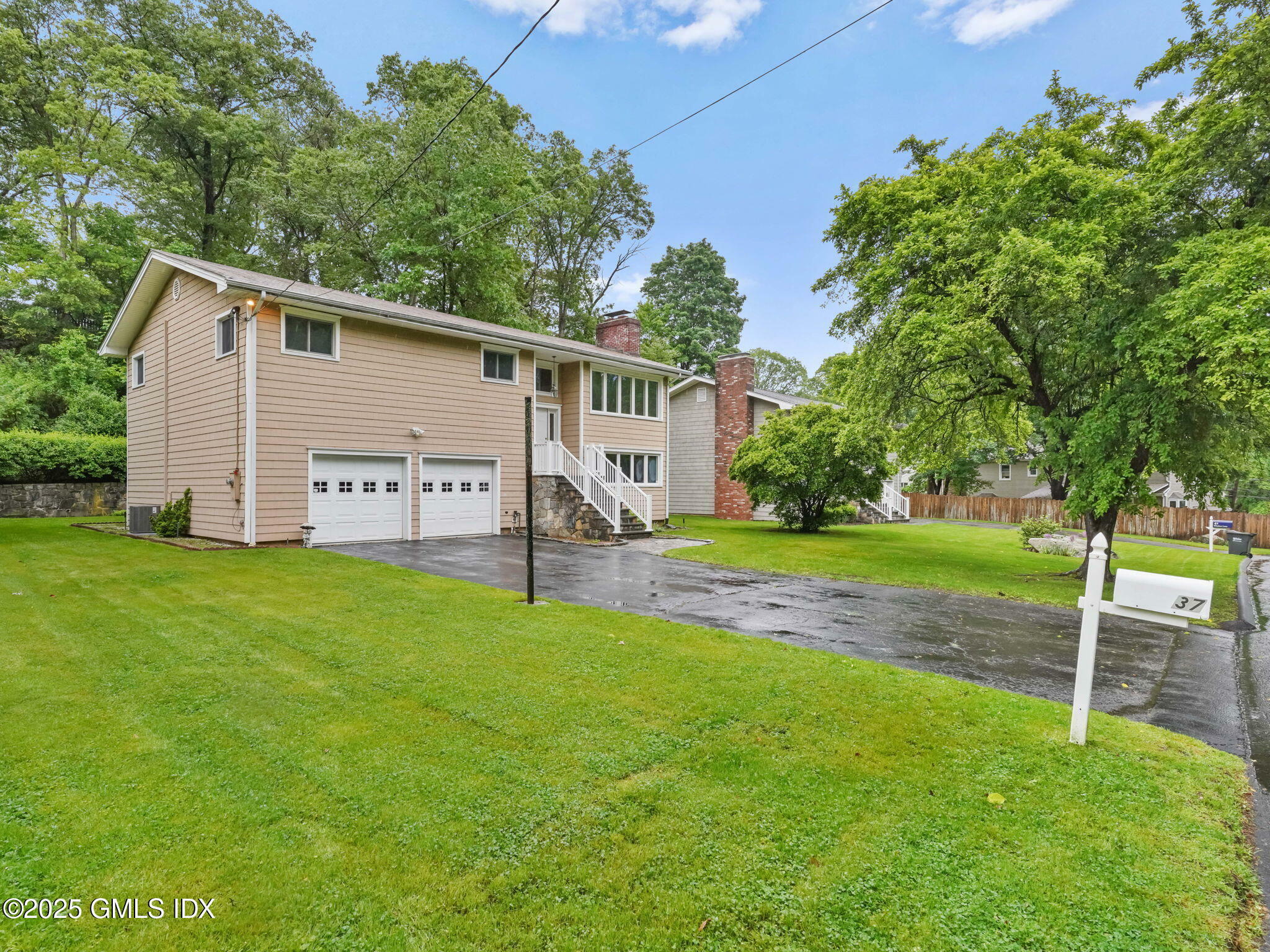 Property Photo: 37 Windsor Lane CT 06807