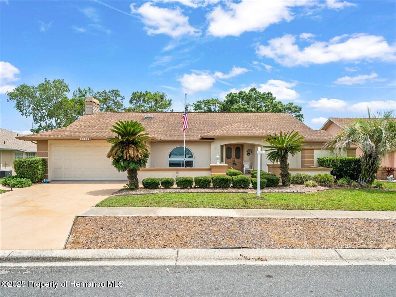 Property Photo:  10442 Ventura Drive  FL 34608 