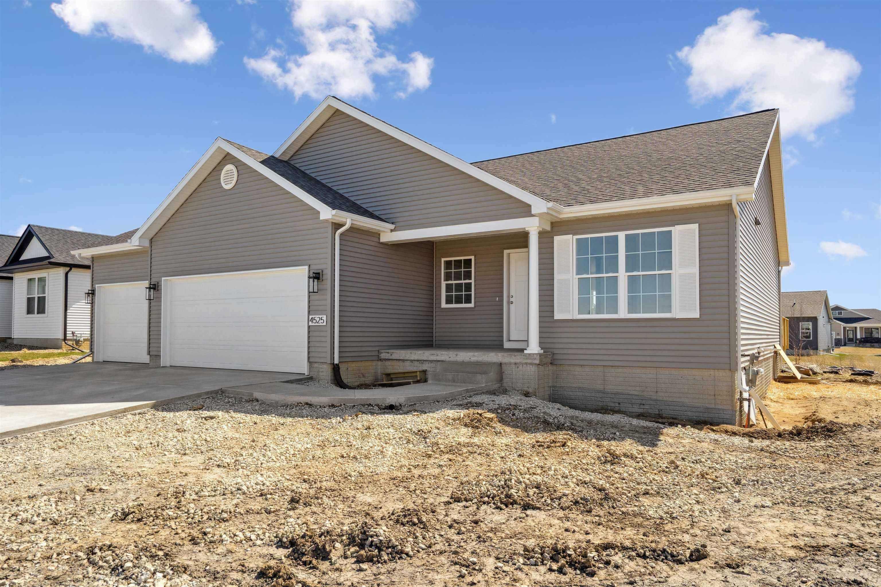 Property Photo: 4528 Sonoma Drive IA 50613