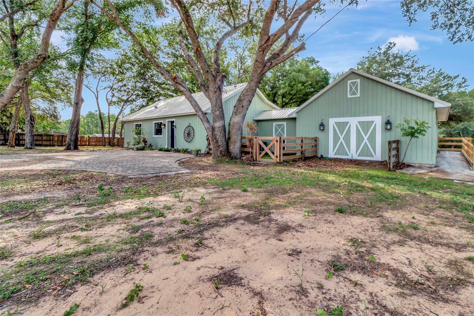 Property Photo:  10330 Dwights Road  FL 34714 