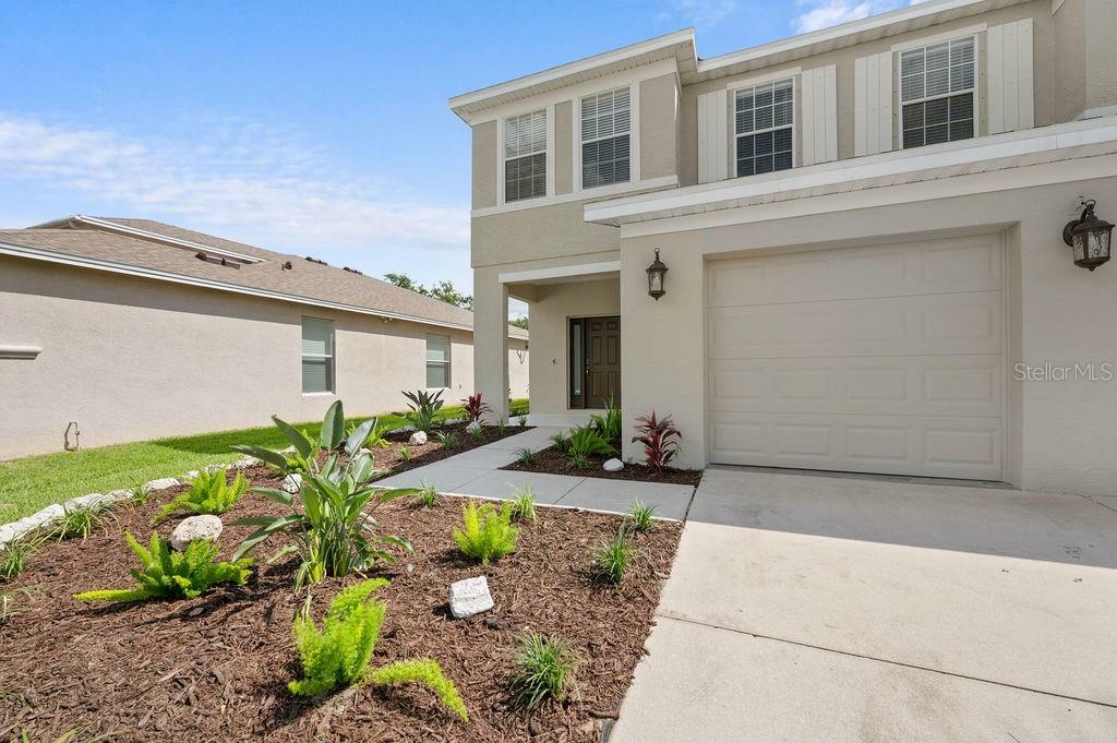 Property Photo: 4429 67th Street E FL 34203