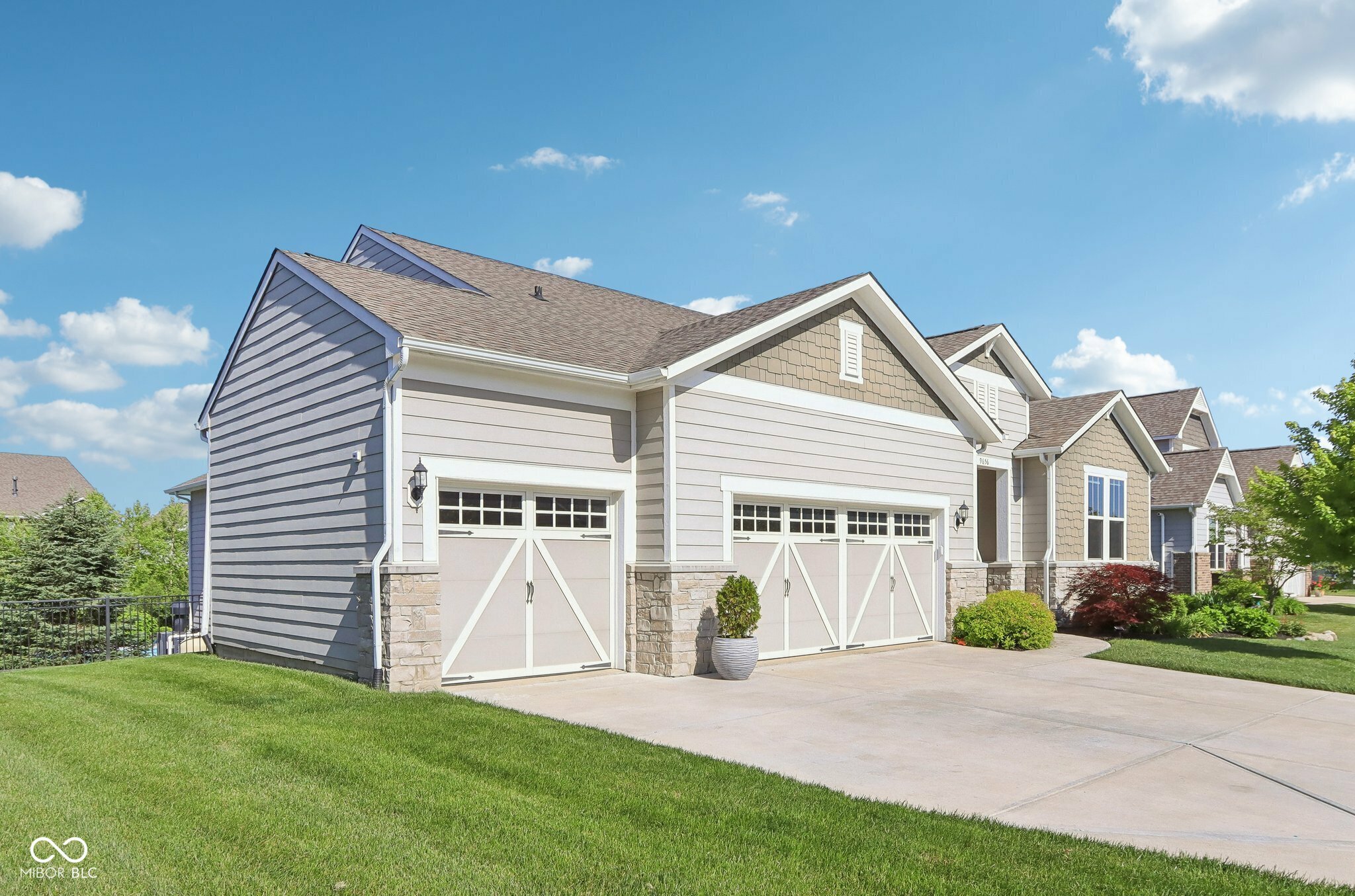Property Photo: 9656 Summerton Drive IN 46037
