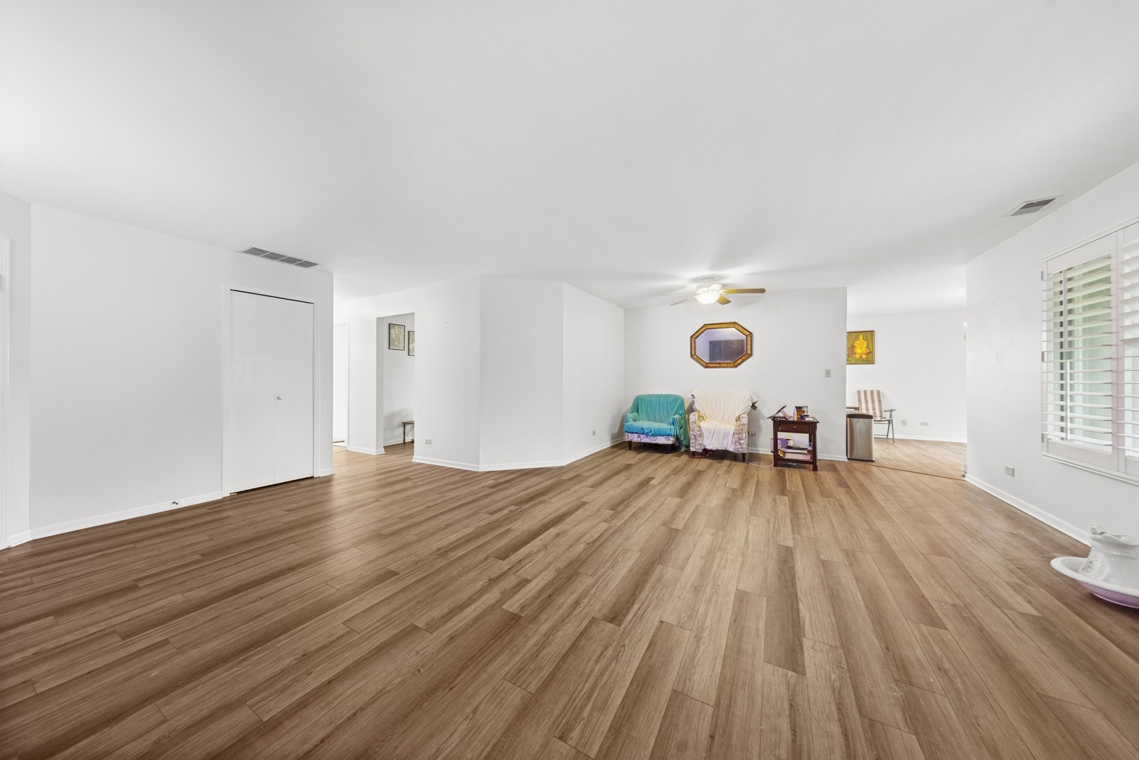 Property Photo:  2625 Essington Road 2625  IL 60435 