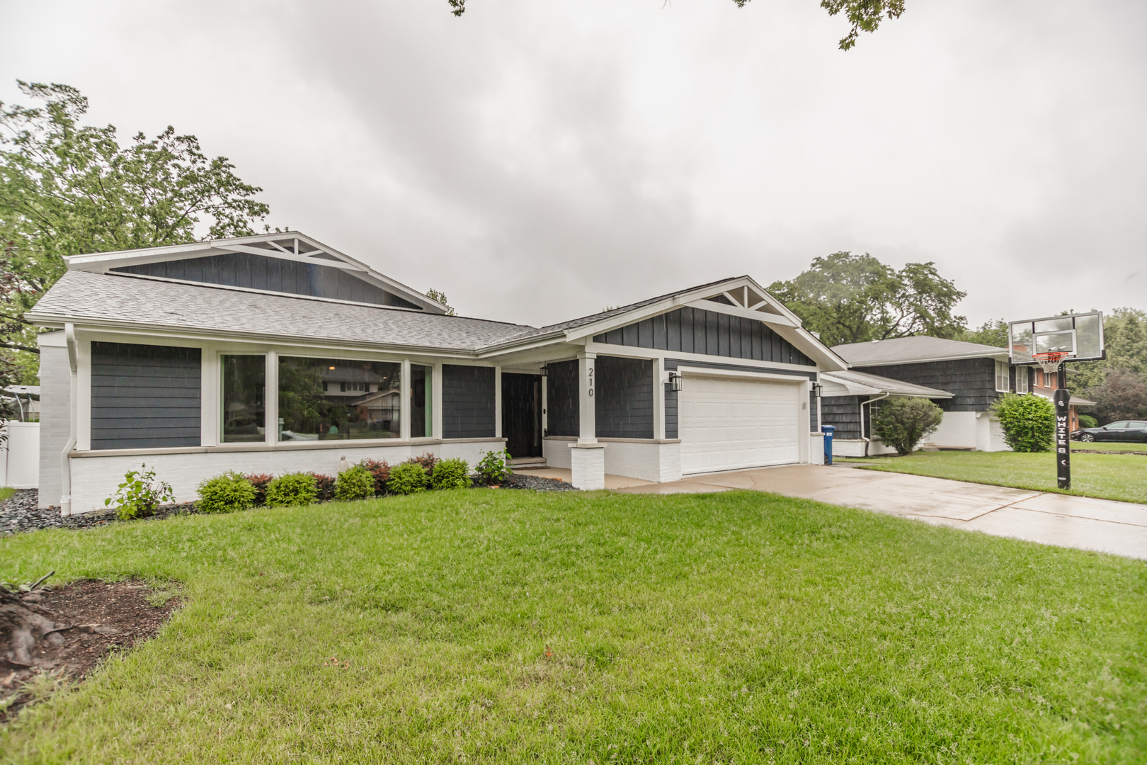 Property Photo: 210 51st Place IL 60558