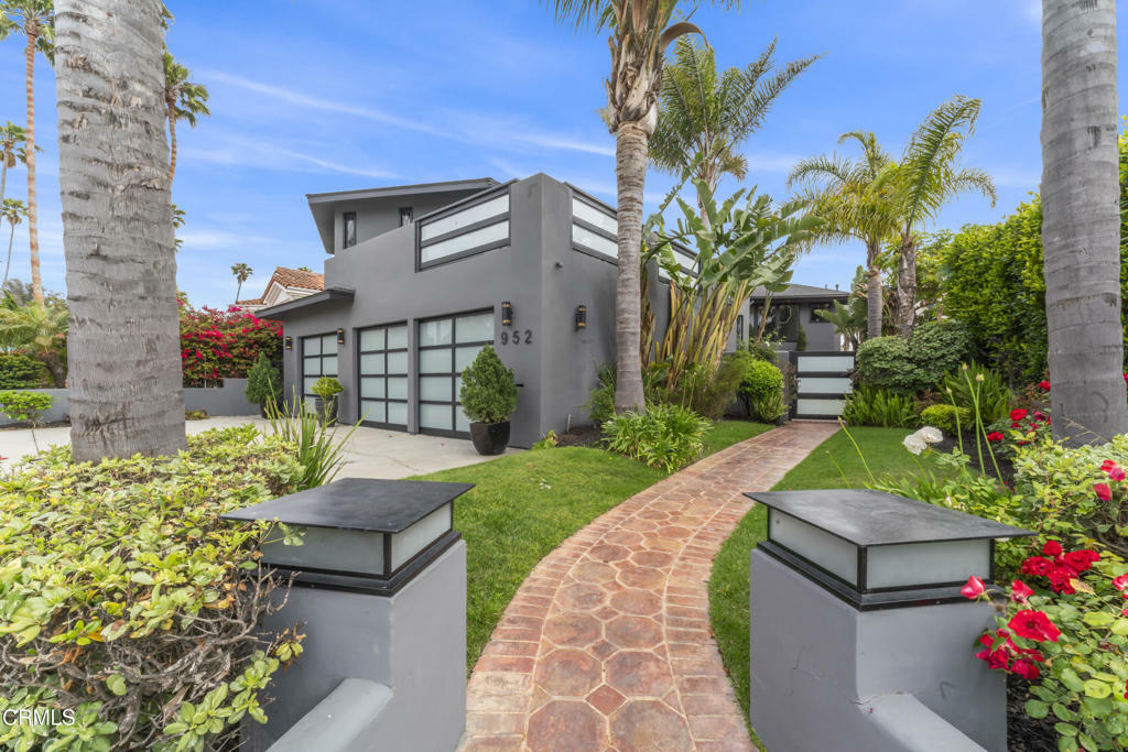 Property Photo: 952 Peninsula Street CA 93001