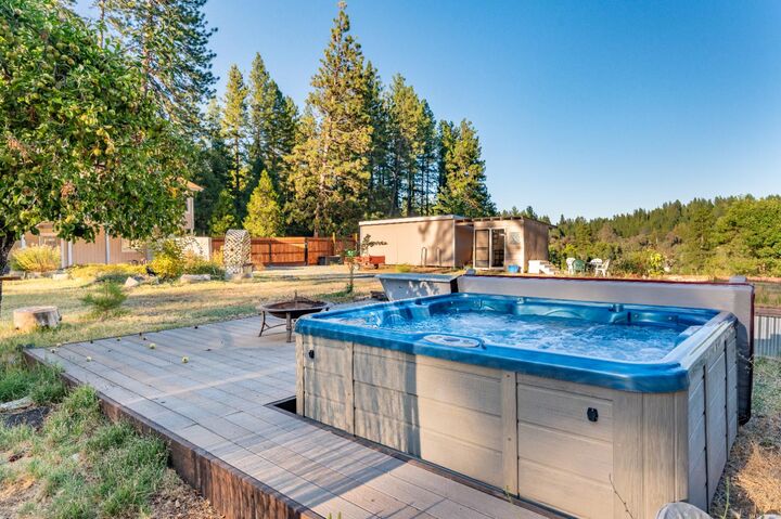 Property Photo:  549 Glenwood Road  CA 95945 