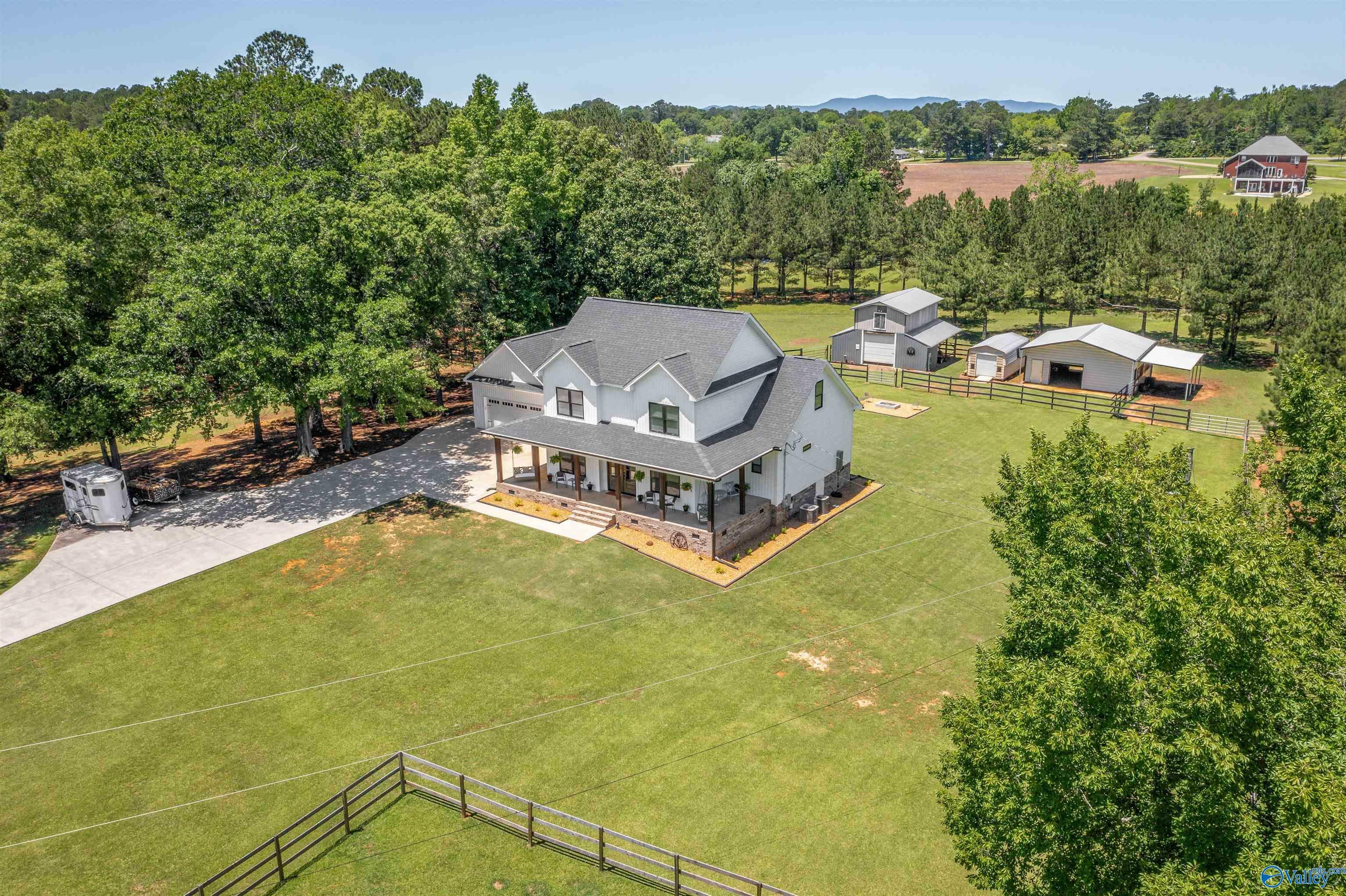 Property Photo: 185 Meadowbrook Drive AL 36272