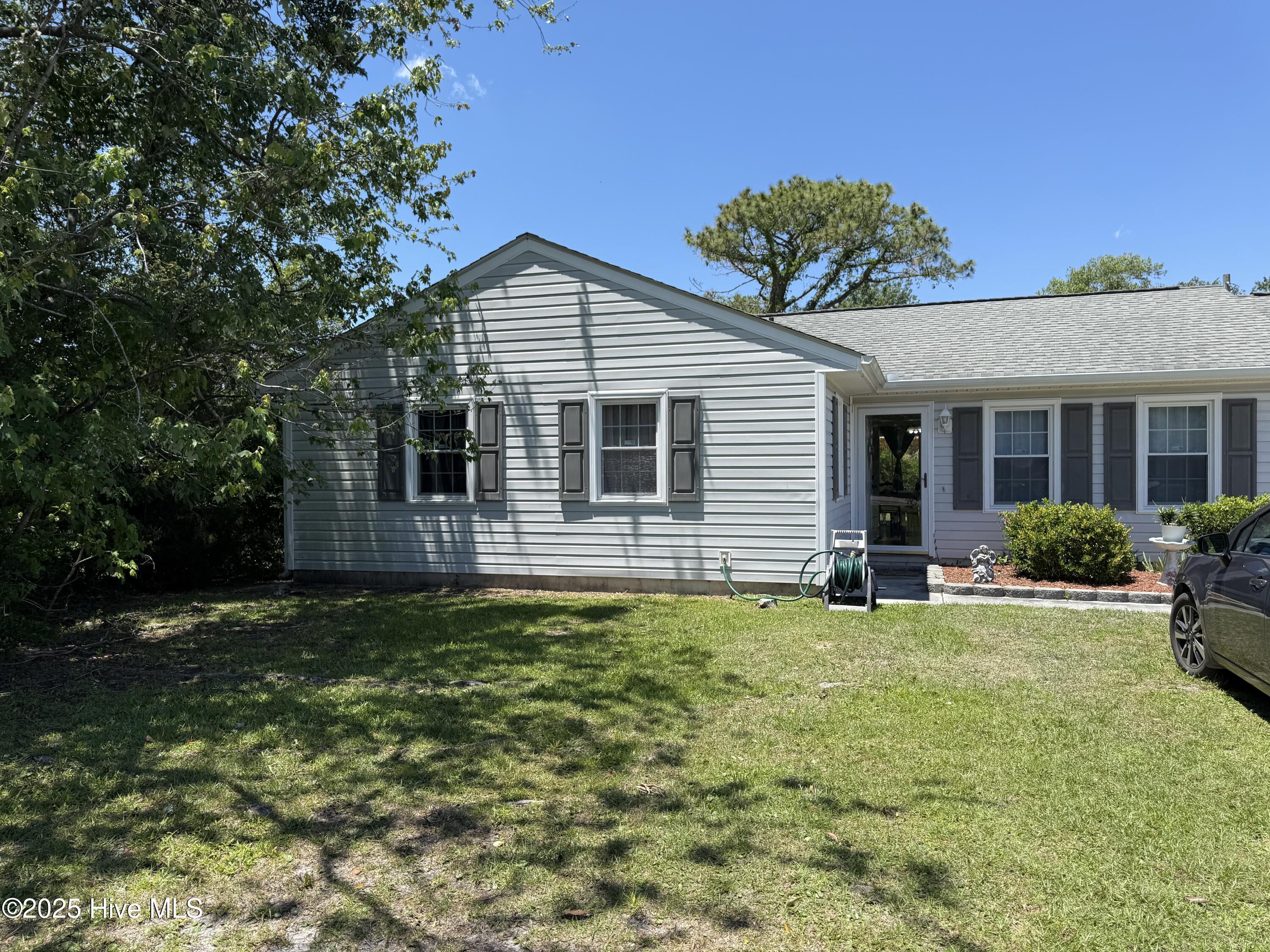 Property Photo:  1164 Hibbs Road  NC 28570 