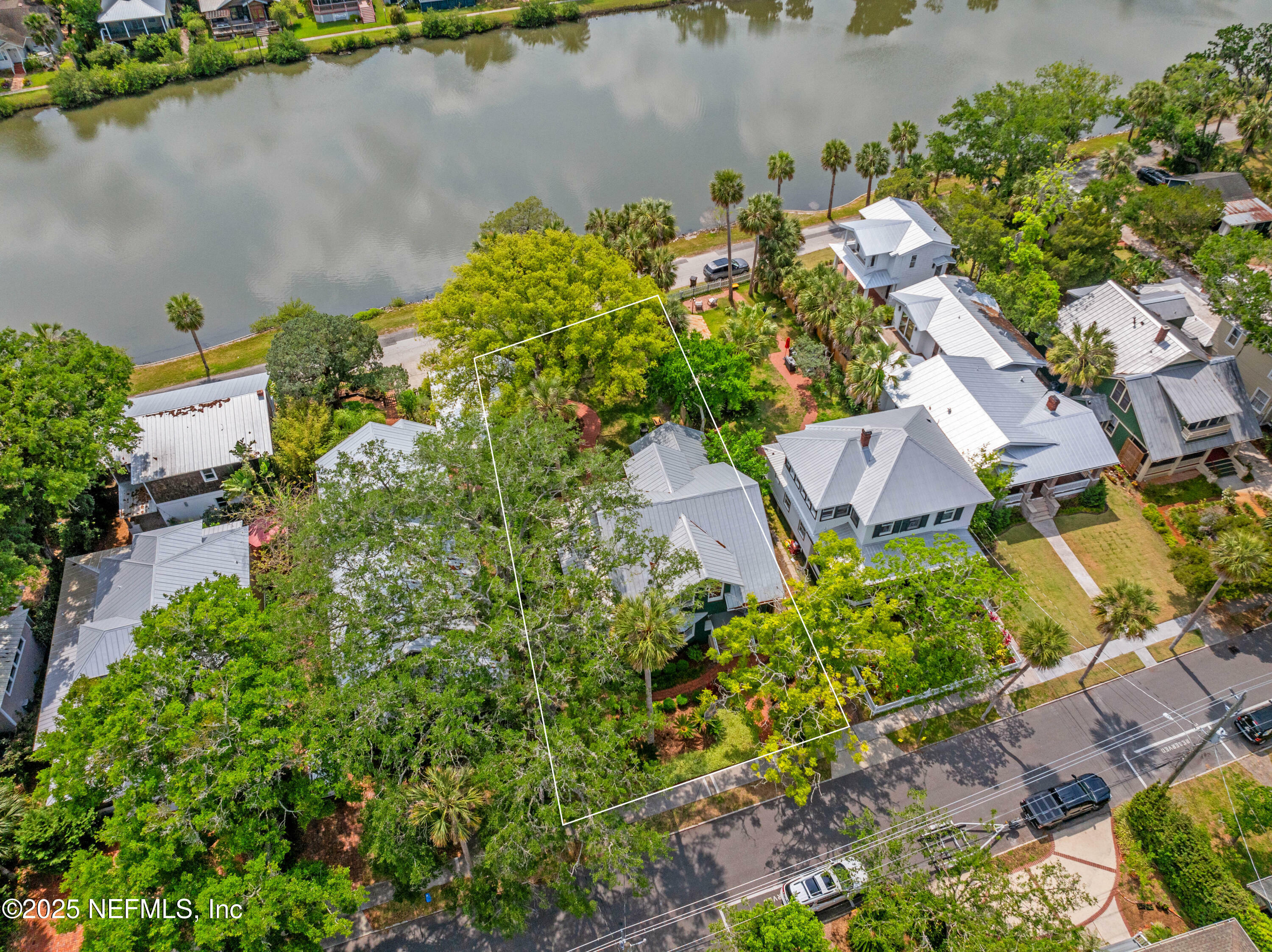 Property Photo: 314 St George Street FL 32084