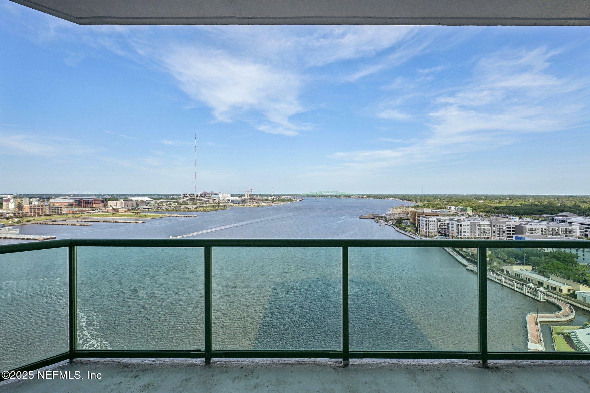 Property Photo:  1431 Riverplace Boulevard 1707  FL 32207 