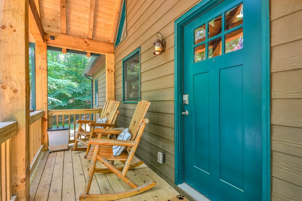 Property Photo: 257 Acadia Drive GA 30540