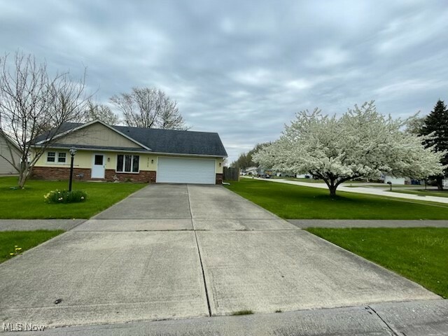 Property Photo: 2733 W 37th Street OH 44053