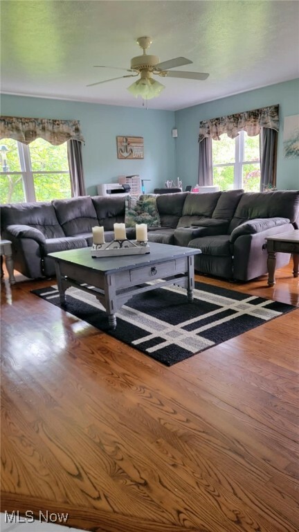 Property Photo: 5360 Ensign Road OH 44491