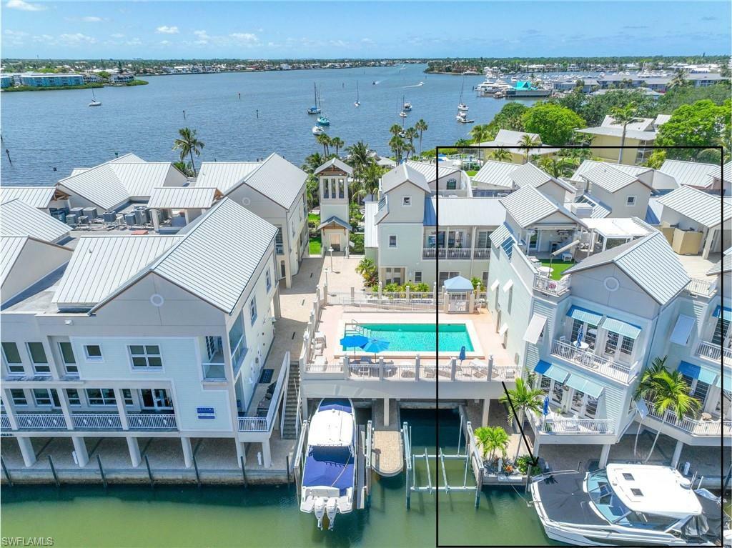 Property Photo: 1001 10th Ave S 207 FL 34102