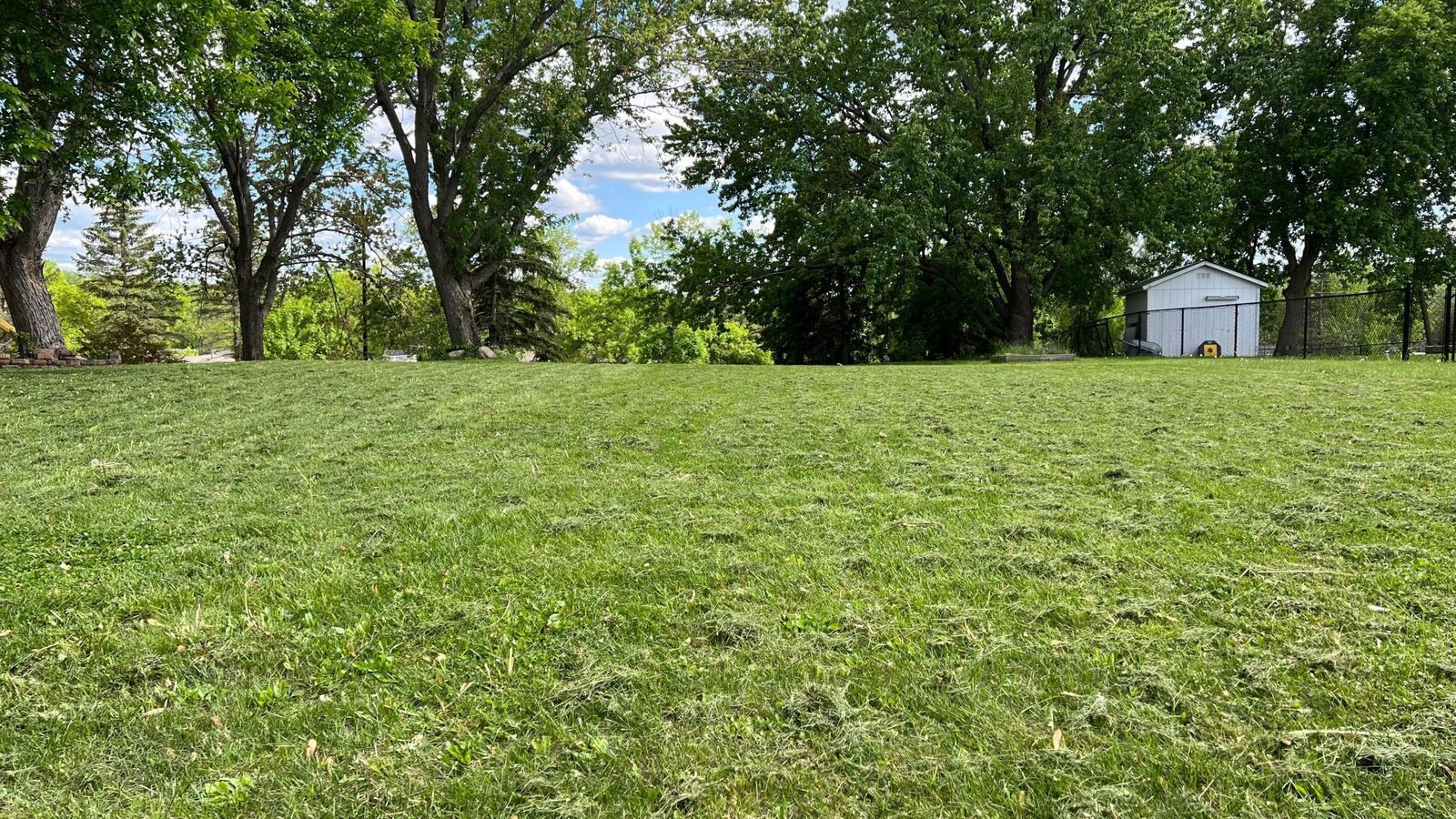 Property Photo:  5512 Sunset Circle  MN 55373 