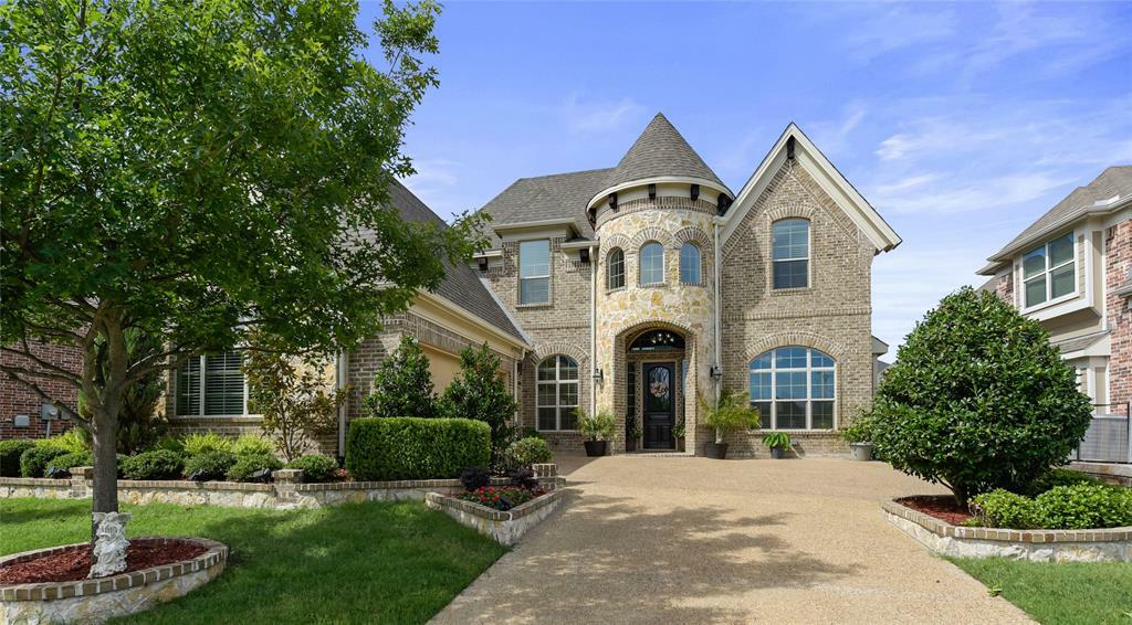 Property Photo: 215 Dominion Drive TX 75098