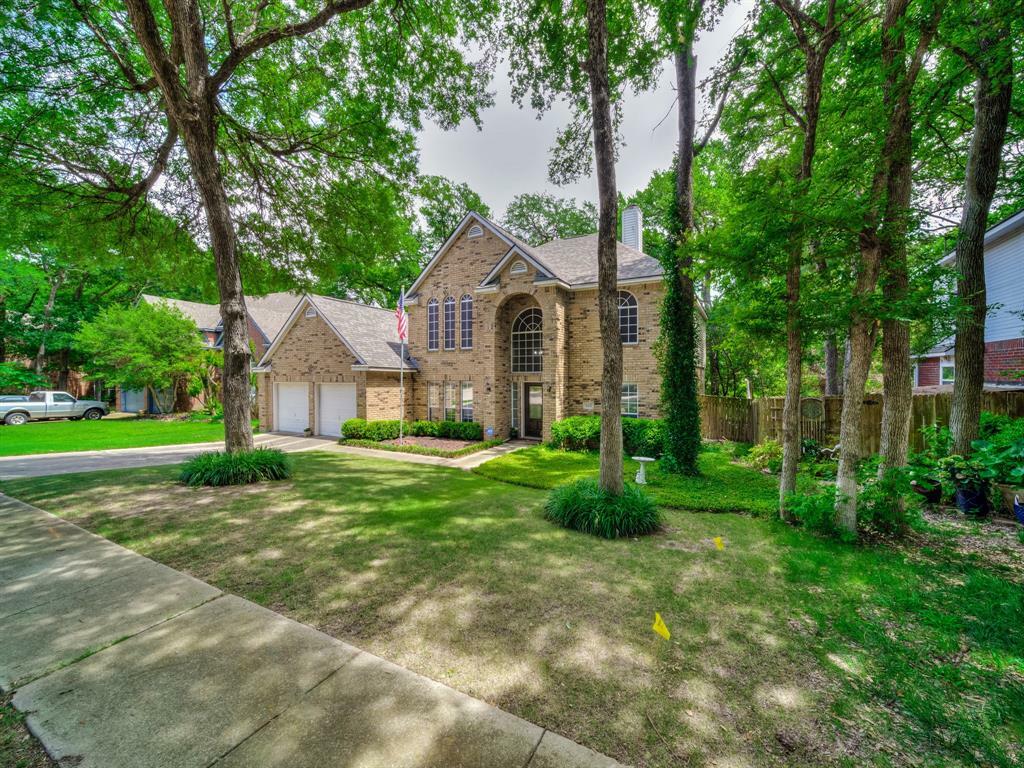 Property Photo:  525 Sir Roland Drive  TX 75052 