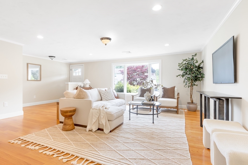 Property Photo: 7 Langdon Rd MA 01760