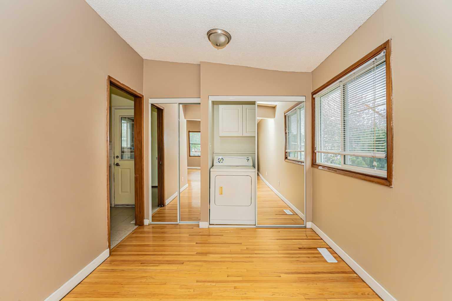 Property Photo: 7416 Hunterfield Road NW AB T2K 4L1