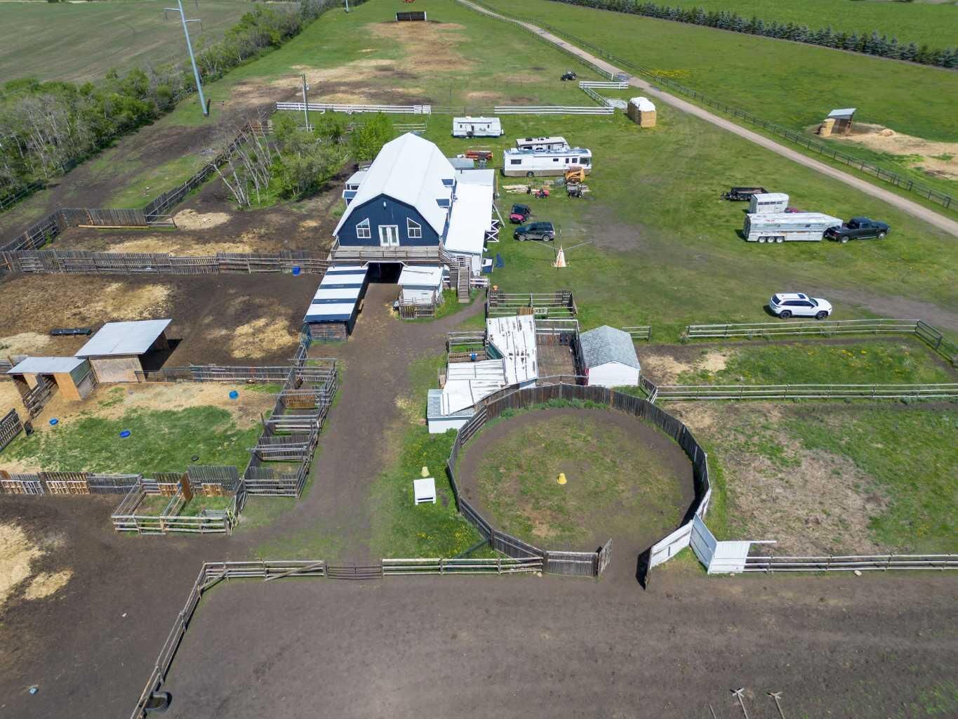 Property Photo: 25579 Twp Rd 382 AB T4N 5E2