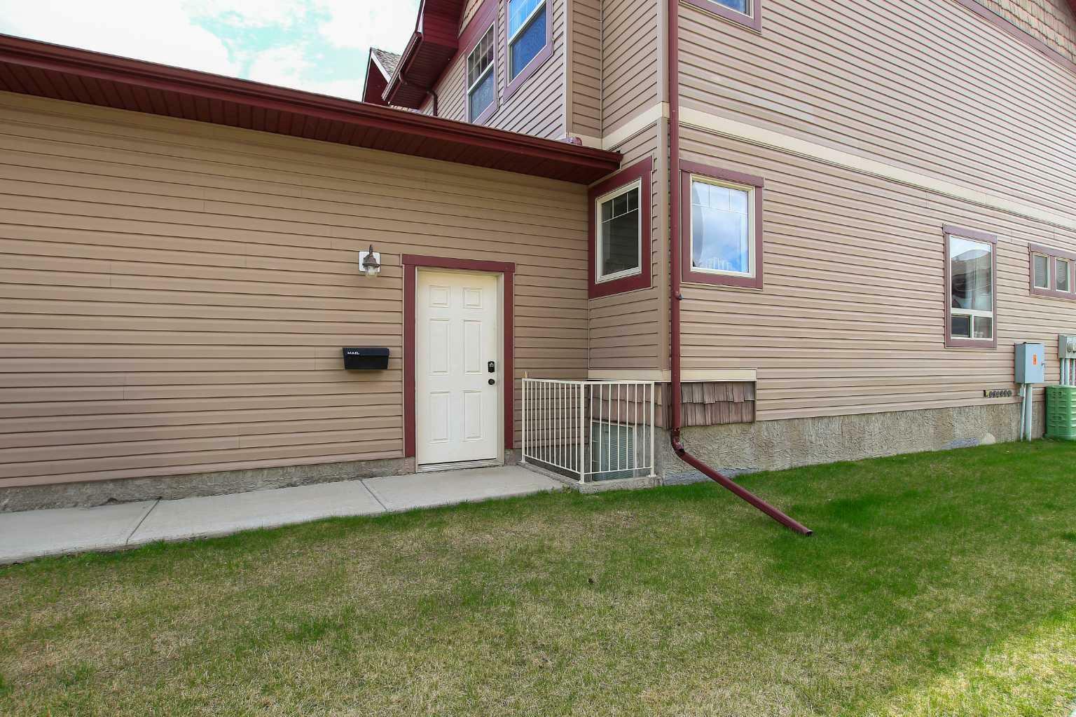 Property Photo: 45 Ironstone Drive 18 AB T4R 0A9
