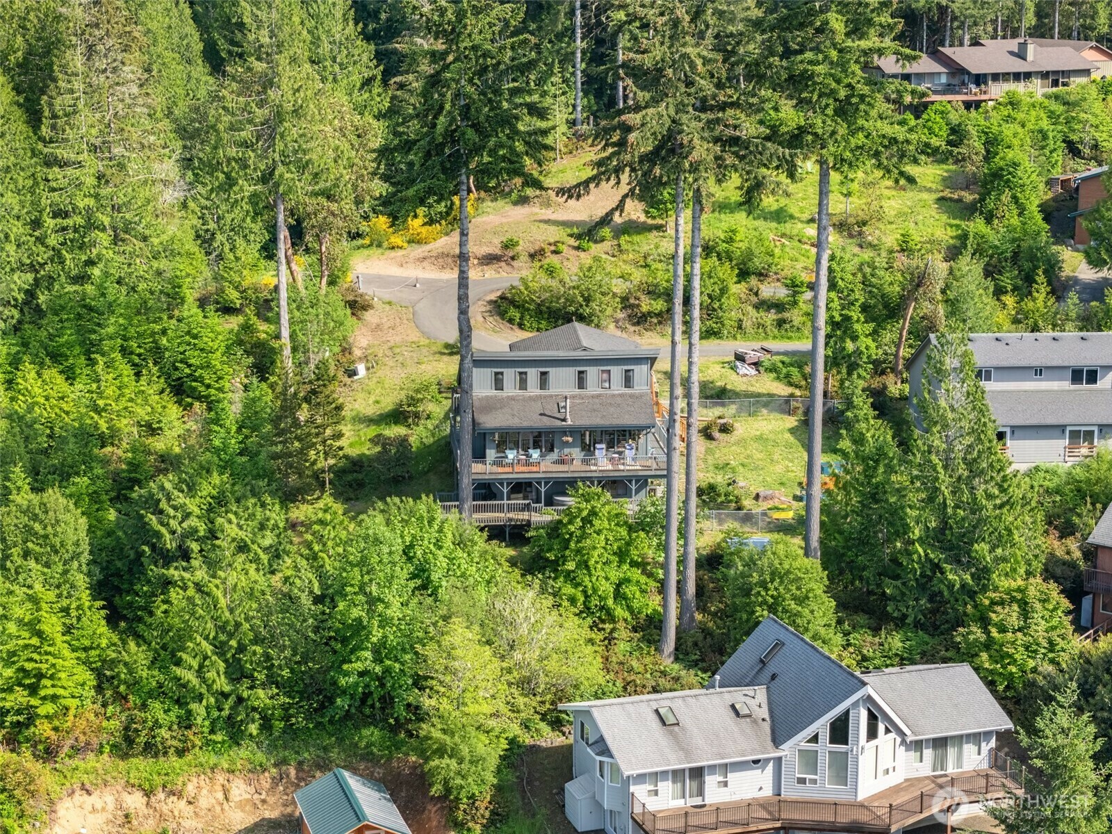 Property Photo: 61 E Mt Ellinor Court WA 98592