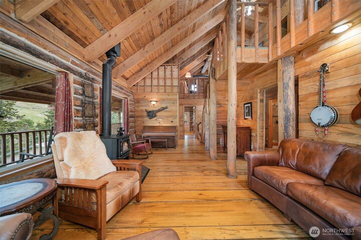 Property Photo:  9381  Olalla Cayon Road  WA 98815 