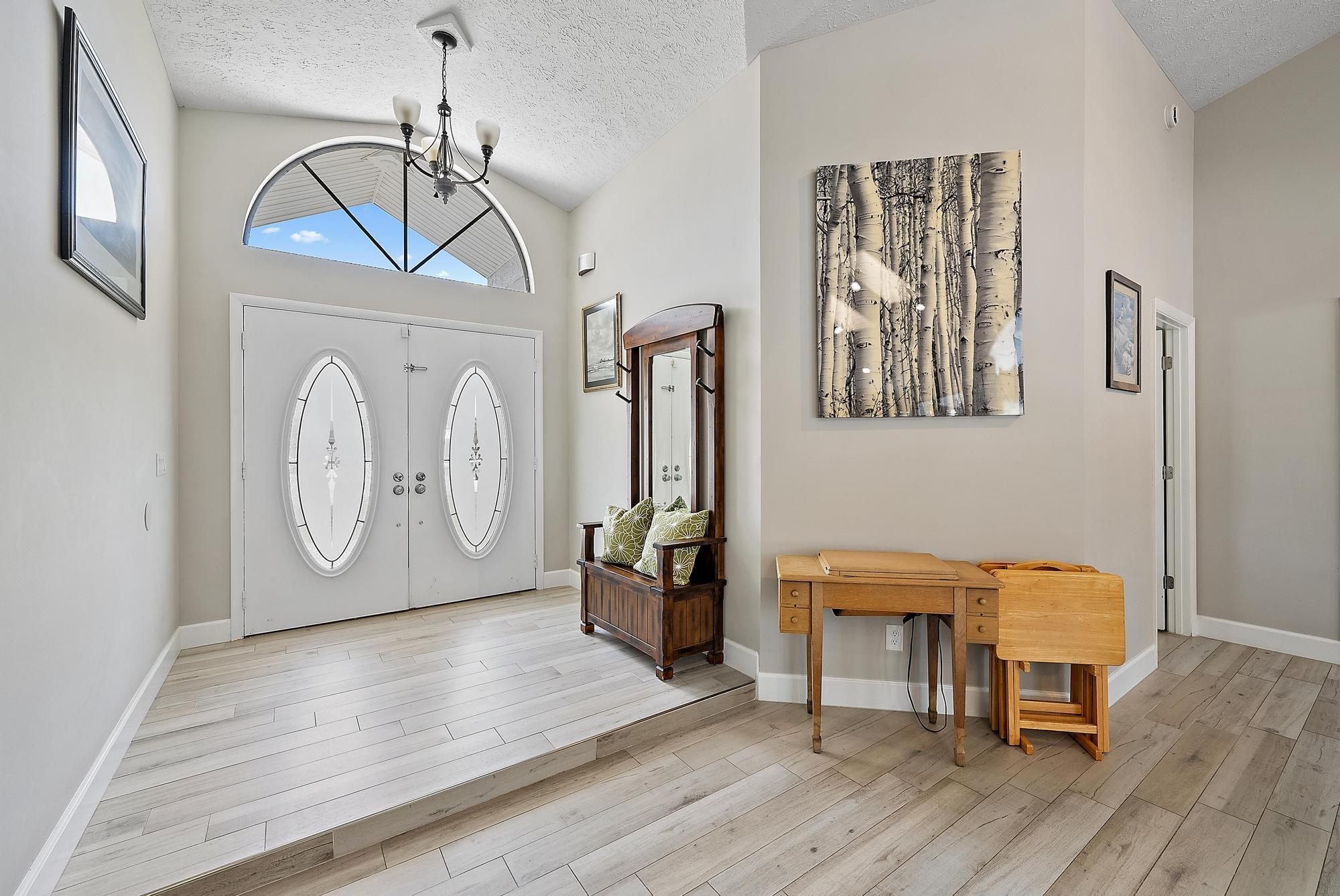 Property Photo: 407 SE Duff Court FL 34984