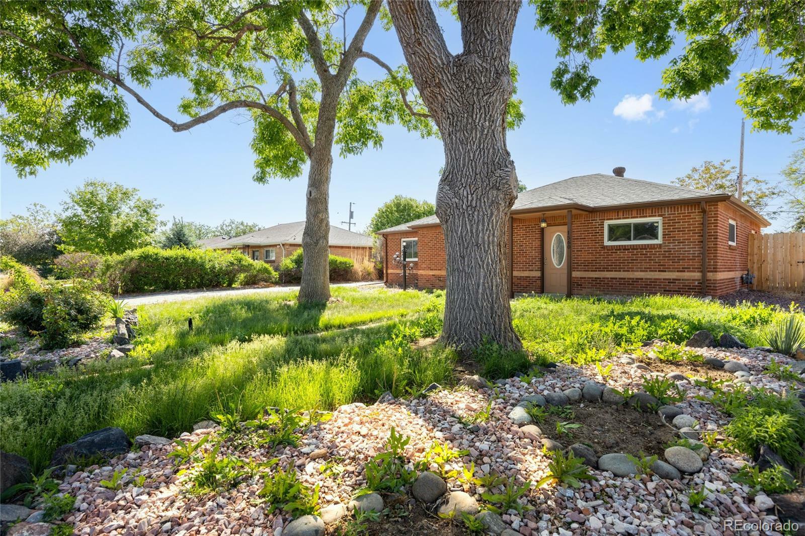 Property Photo: 1560 Pueblo Court CO 80229