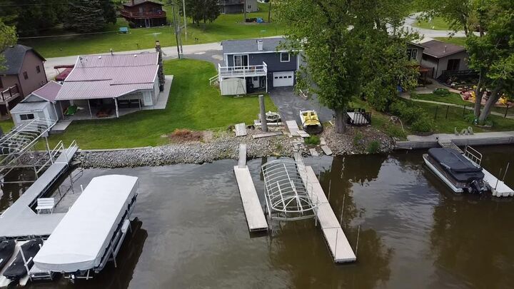 Property Photo: 395 East Ellendale Road WI 53534