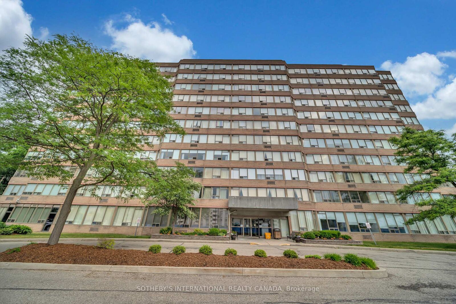 Property Photo:  3227 King Street E 312  ON N2A 3Z9 