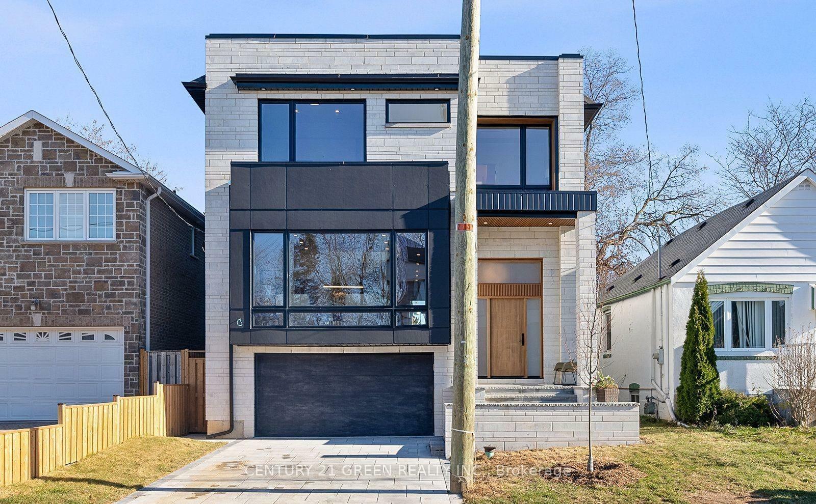 Property Photo: 67 Bexhill Avenue ON M1L 3B7