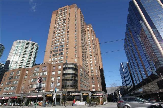 Photo de la propriété: 633 Bay Street 1604 ON M5G 2G4