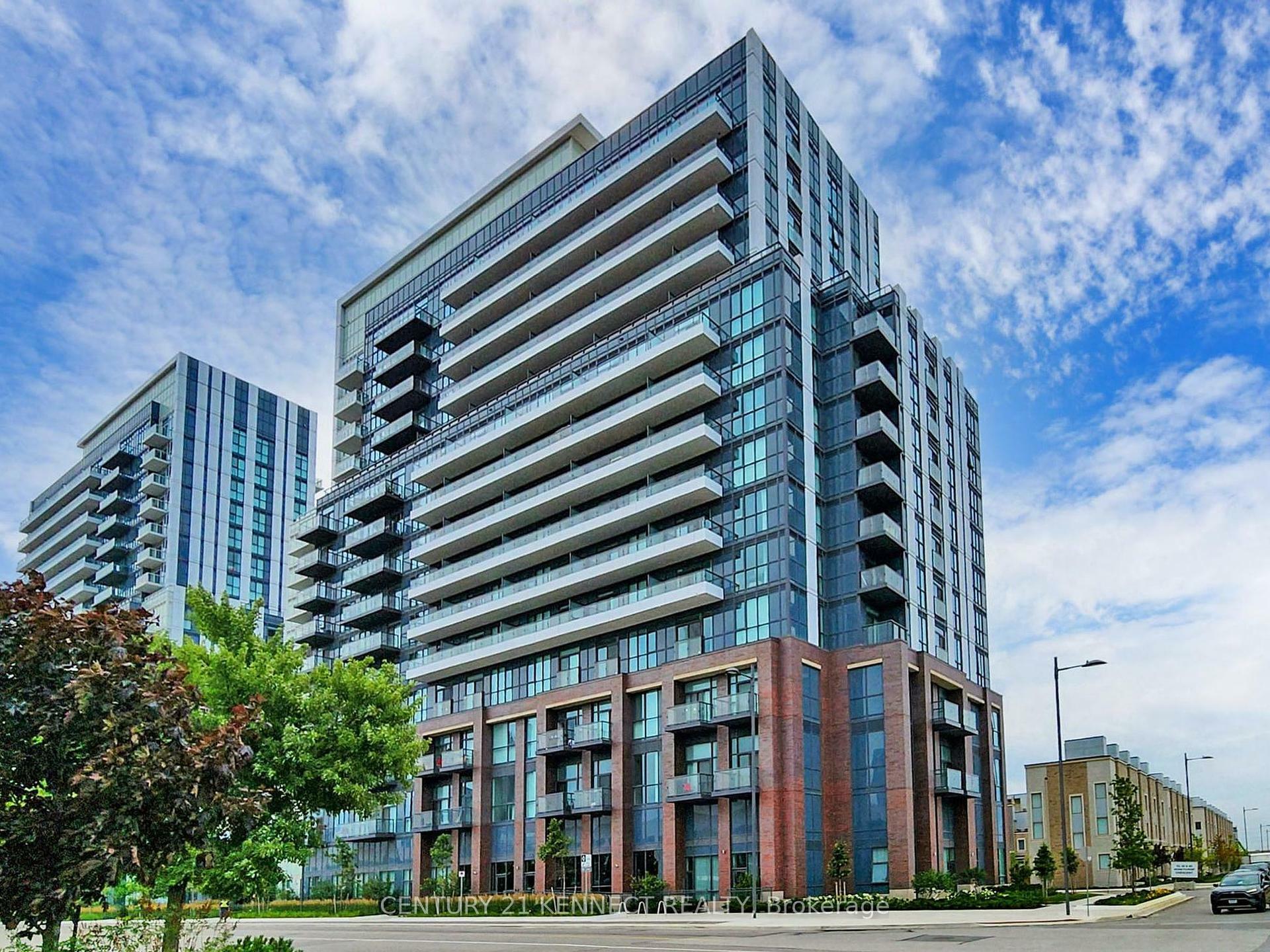 Property Photo: 10 Honeycrisp Crescent 215 ON L4K 0M7