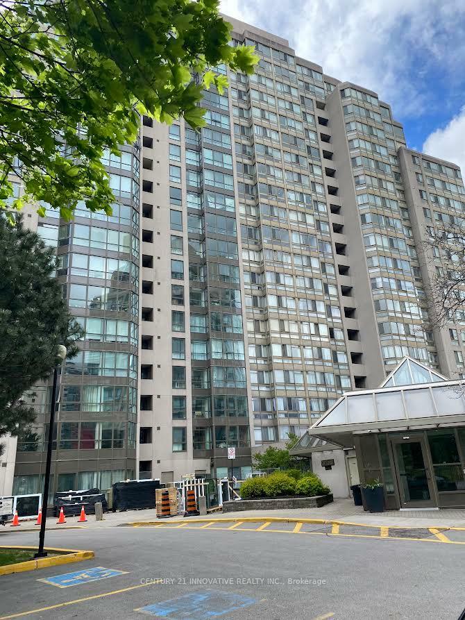 Photo de la propriété: 3233 Eglinton Avenue E 511 ON M1J 3N6