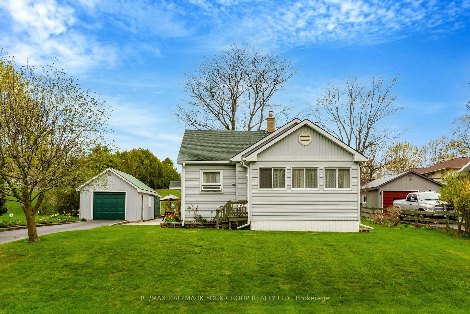 Property Photo: 1060 Princes Street N ON N2Z 1X8