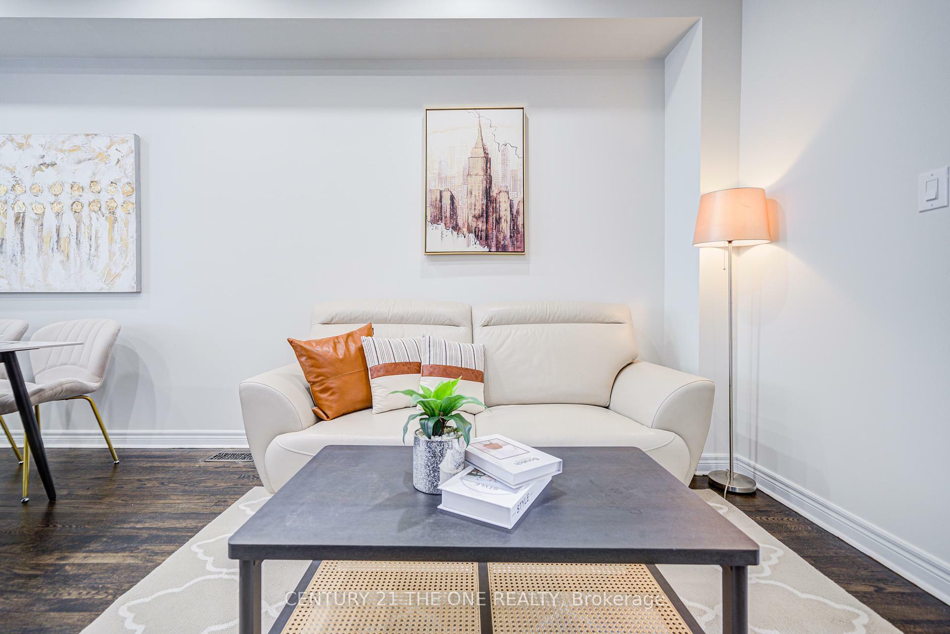 Property Photo: 143 Collin Court ON L4E 0X8