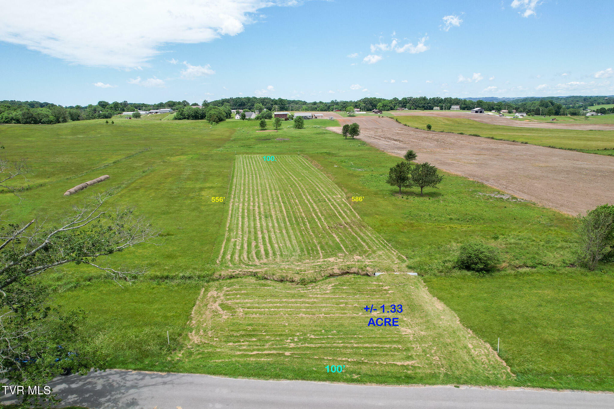 Property Photo: 379 Shaw Road TN 37641