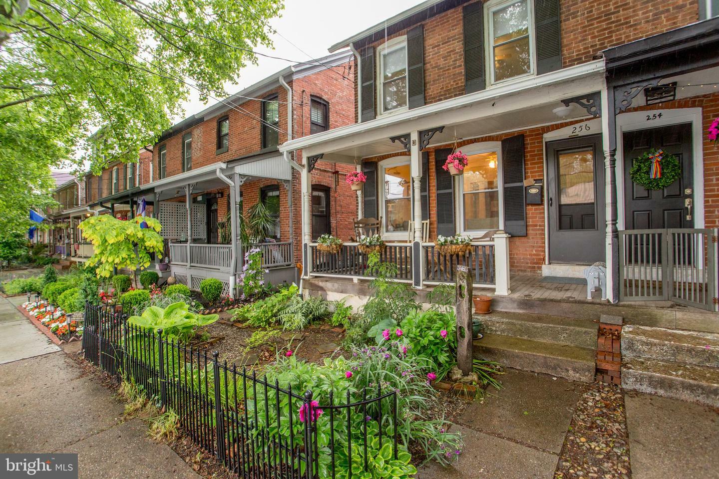 Property Photo: 256 N Union Street NJ 08530