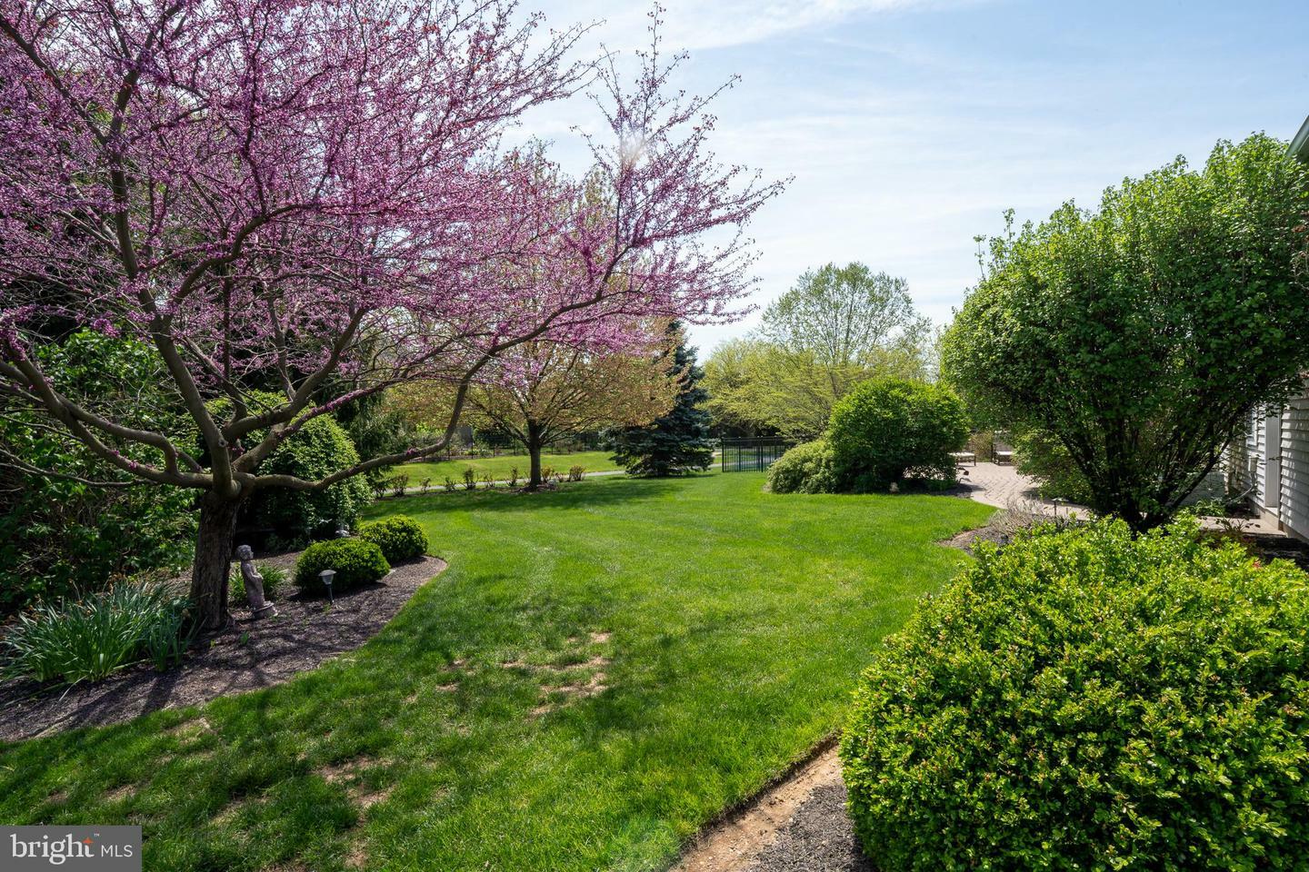 Property Photo: 905 Sloan Street PA 17543