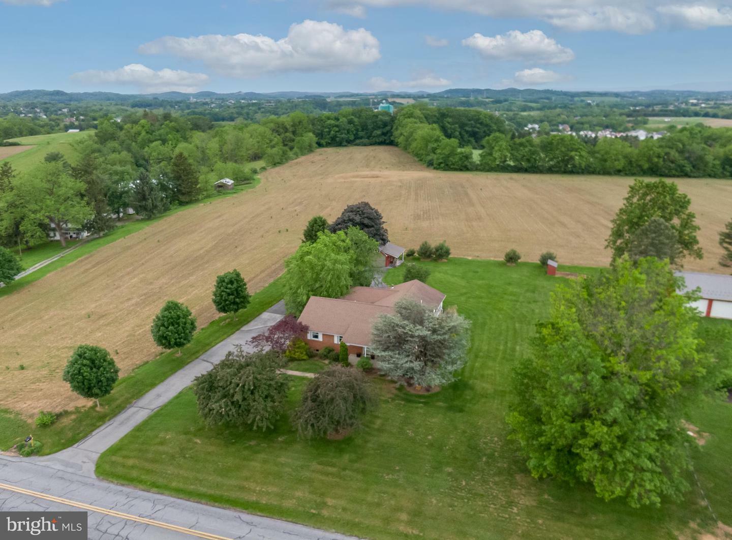 Property Photo:  68 Swissdale Road  PA 19506 