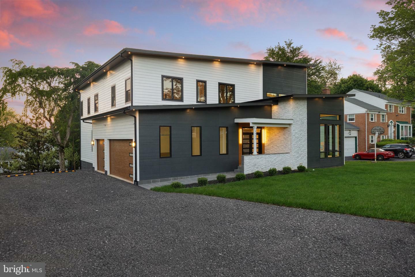 Property Photo: 1052 Balls Hill Road VA 22101